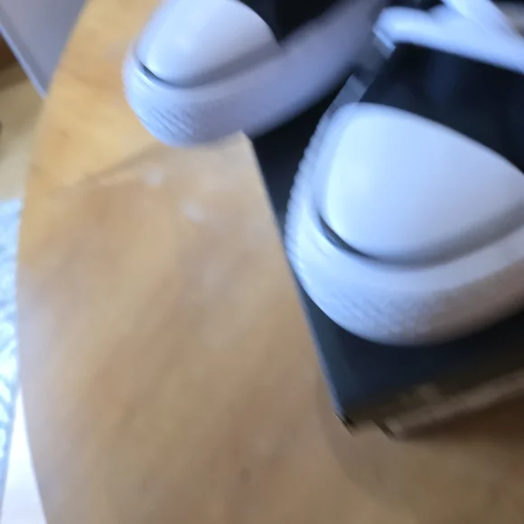 Women's Chuck Taylor All Stat Mid Converse Madison Sneakers - NEW IN BOX! - Picture 3 of 16